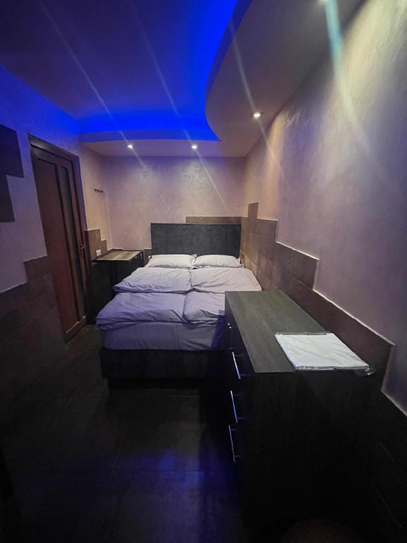 New York Capsule Hotel Hotel in Yerevan