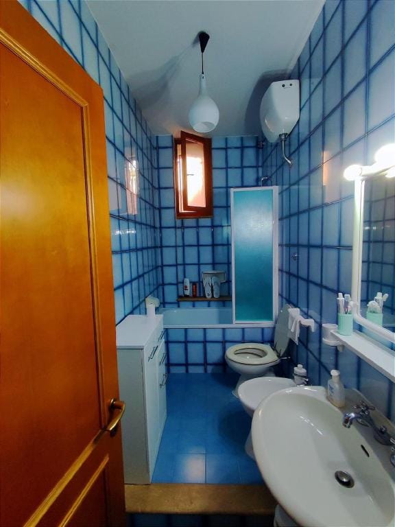 Two Double Bedroom - City Center - Self Check-in Apartment in Rome