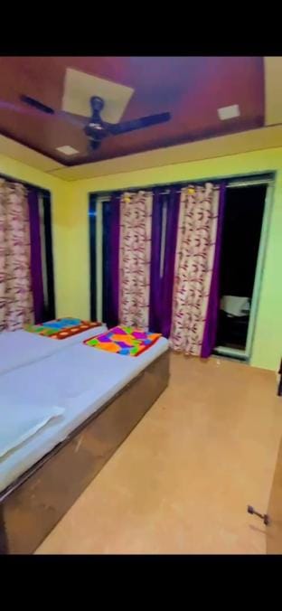IBN WHITE HOUSE COOTAGE AND TENT CAMPING ?️ Apartment in Maharashtra
