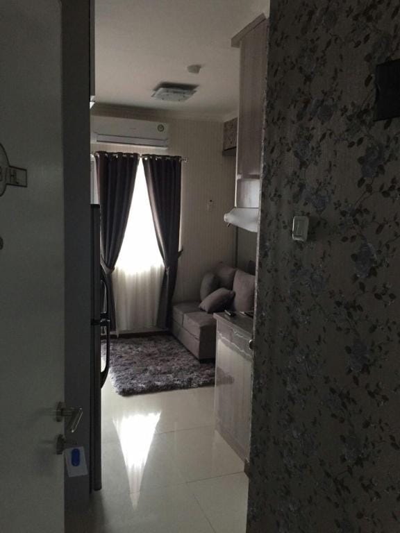 Hunian Bergaya Apartemen Green Pramuka City Apartment in Jakarta