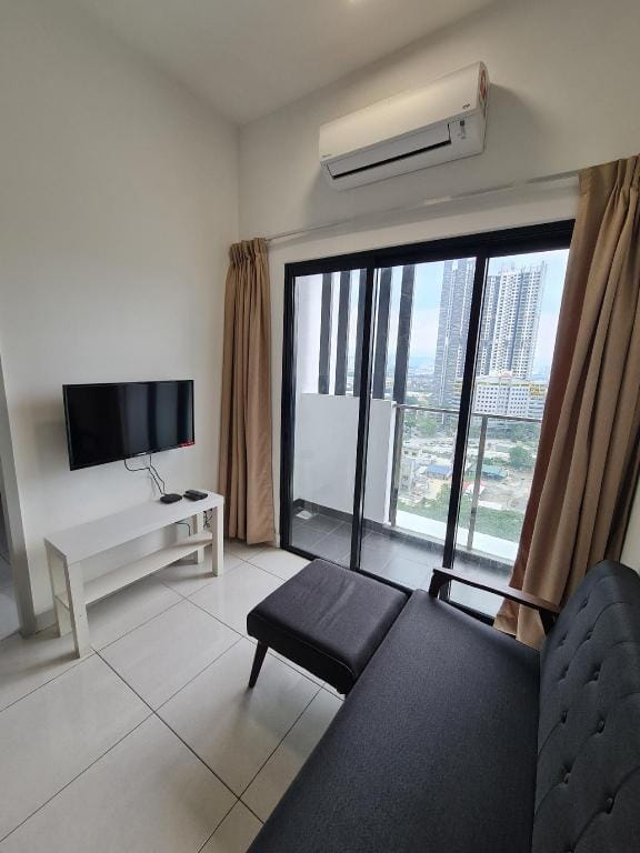 M Suite 3 @ Menjalara, 5 min Desa Park City Apartment in Petaling Jaya