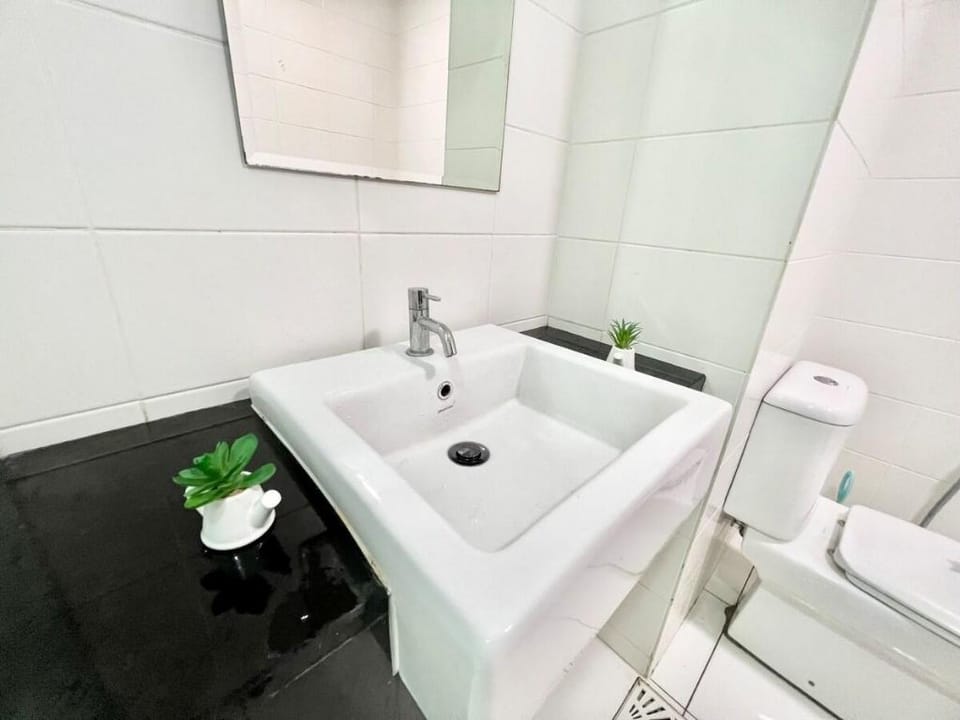 H 1-5pax Cozy house Trefoil Setia Alam Wifi and TV Vacation rental in Selangor, Malaysia