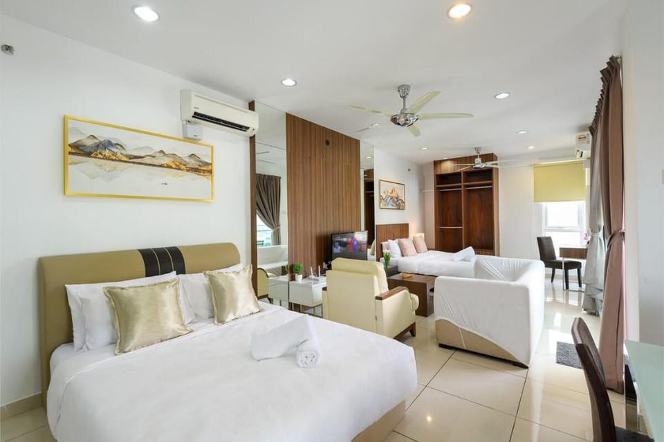 Comfy Studio/Gurney/Mansion One Vacation rental in George Town
