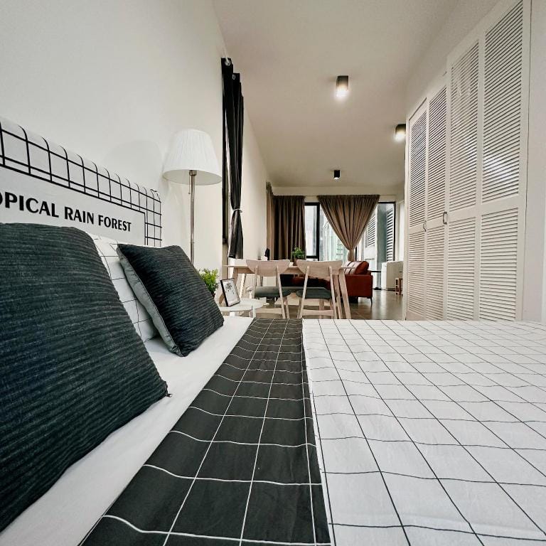 My Studio @ Empire Damansara (Netflix & Wifi) Apartment in Petaling Jaya