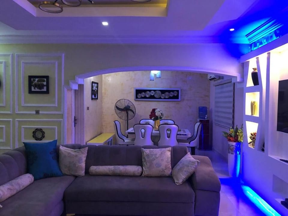 Tastefully furnished 4 bedroom duplex Vacation rental in Lagos