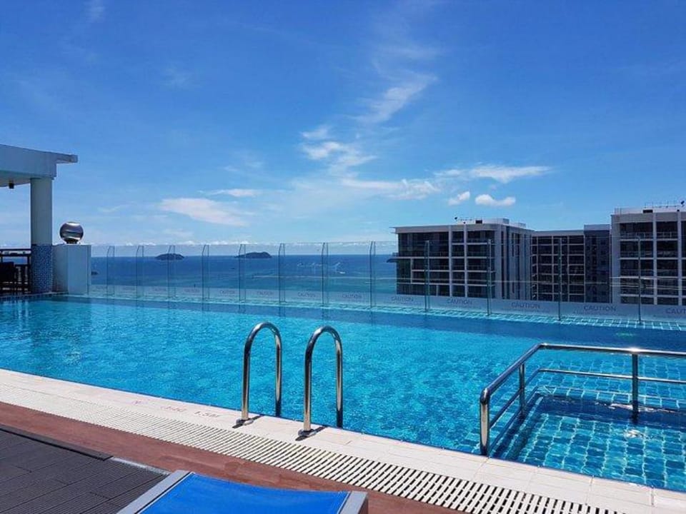 Stunning 4 Star Hotel Apartment in the Heart of KK Apartment in Kota Kinabalu