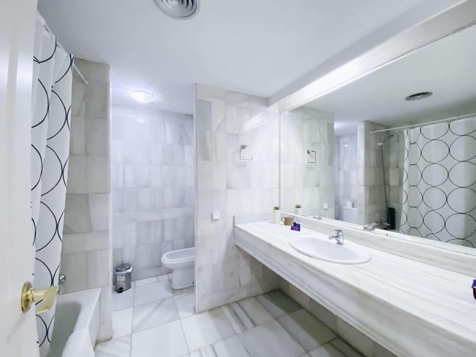 Spacious 3 Bedroom Ground Floor - B13 Apartment in Marbella