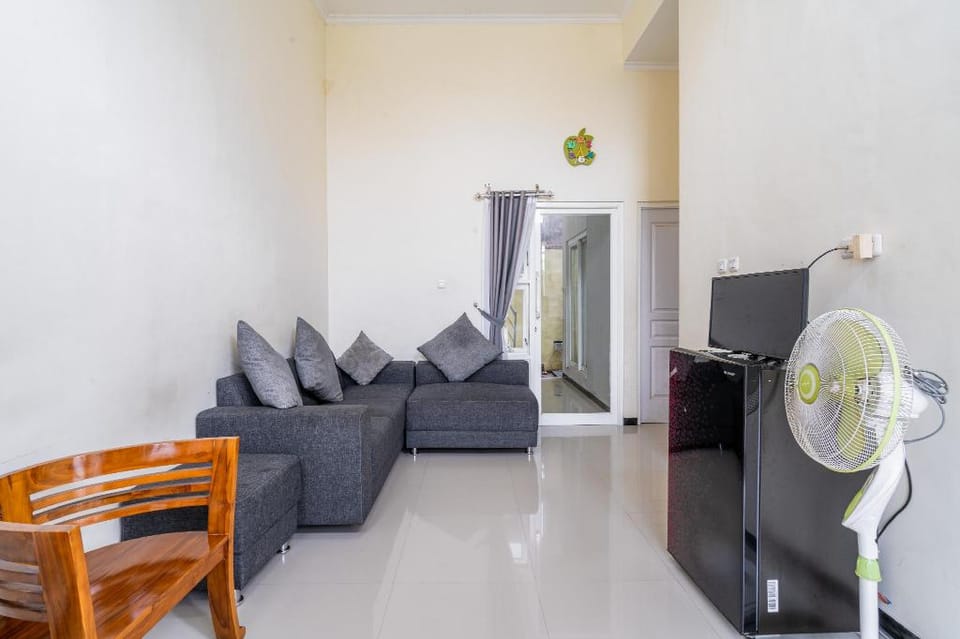Villa Bunga Tanjung Vacation rental in Batu