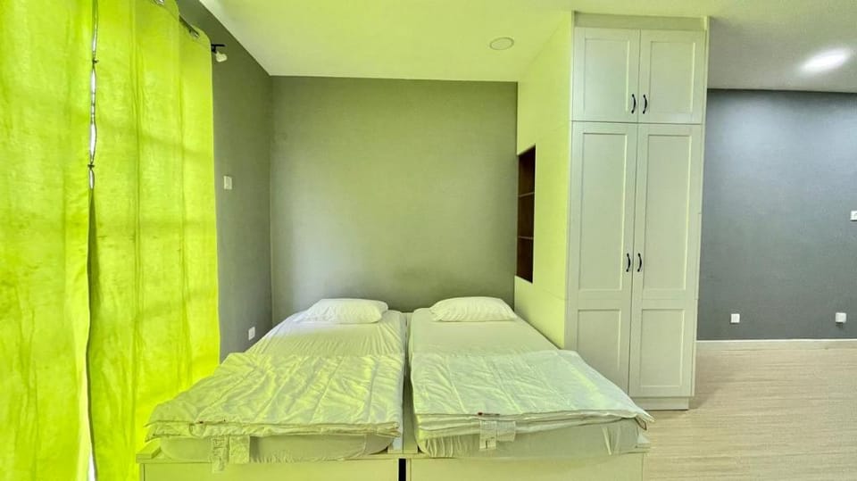 Budget Homestay @ Champs Elysees Kampar, near UTAR Apartment in Perak