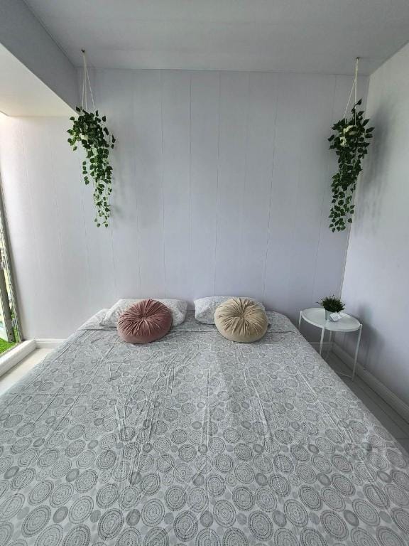 Azure Cheap 12pax 2x2BR with View and Balcony Apartment in Paranaque