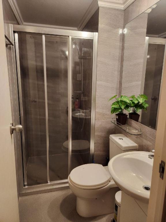 Azure Miami 20pax 3units 3x2BR with View & Balcony Apartment in Paranaque
