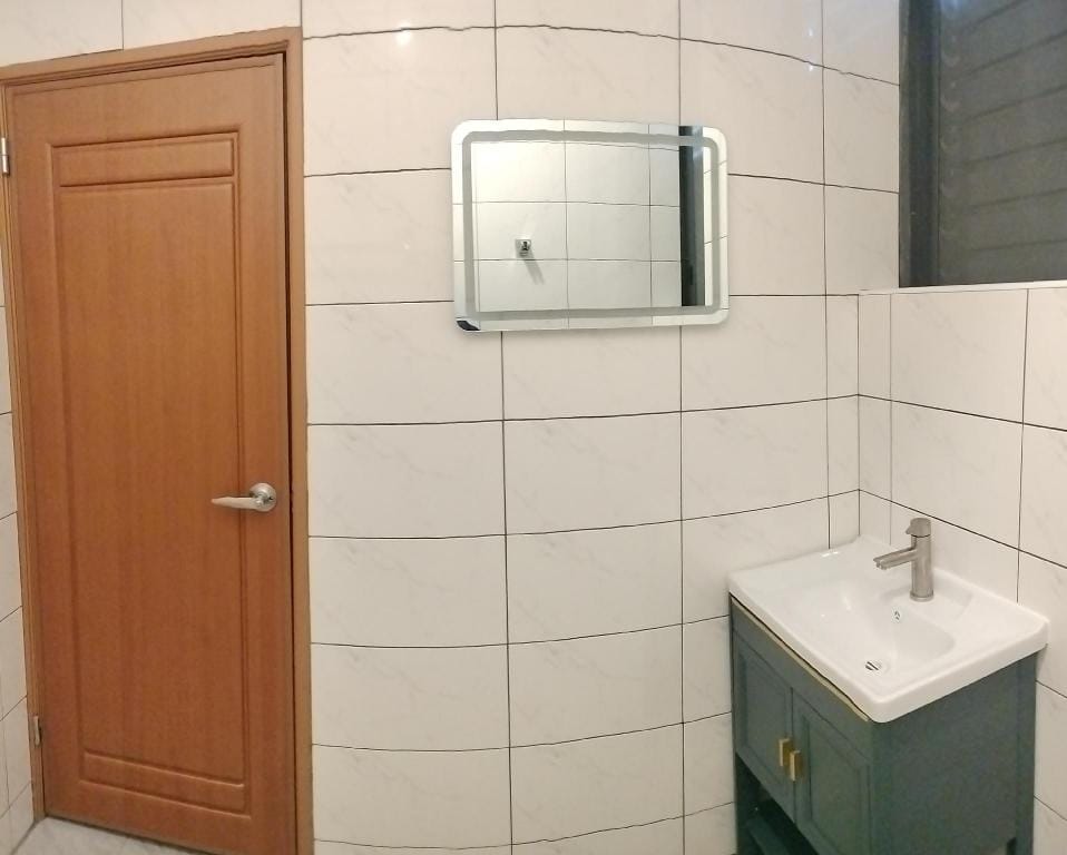 Water T27  (加大雙人床+加大單人床) 的三人套房  Vacation rental in Taiwan, Province of China