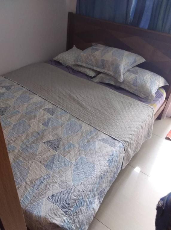 Shell Res MOA complex Resort type Accommodation, 2 Apartment in Pasay