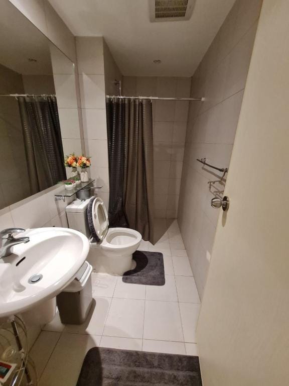 Staycation 2BR UNIT @Azure Residences Vacation rental in Paranaque