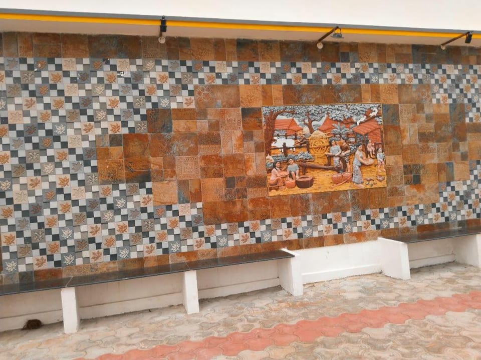 Royal Galaxy Inn By Bihotels Hotel in Tamil Nadu