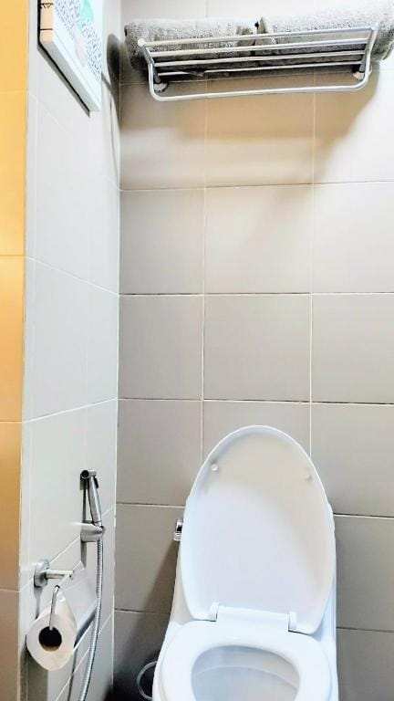 Portovita Tower Cozy Studio unit Vacation rental in Pasig