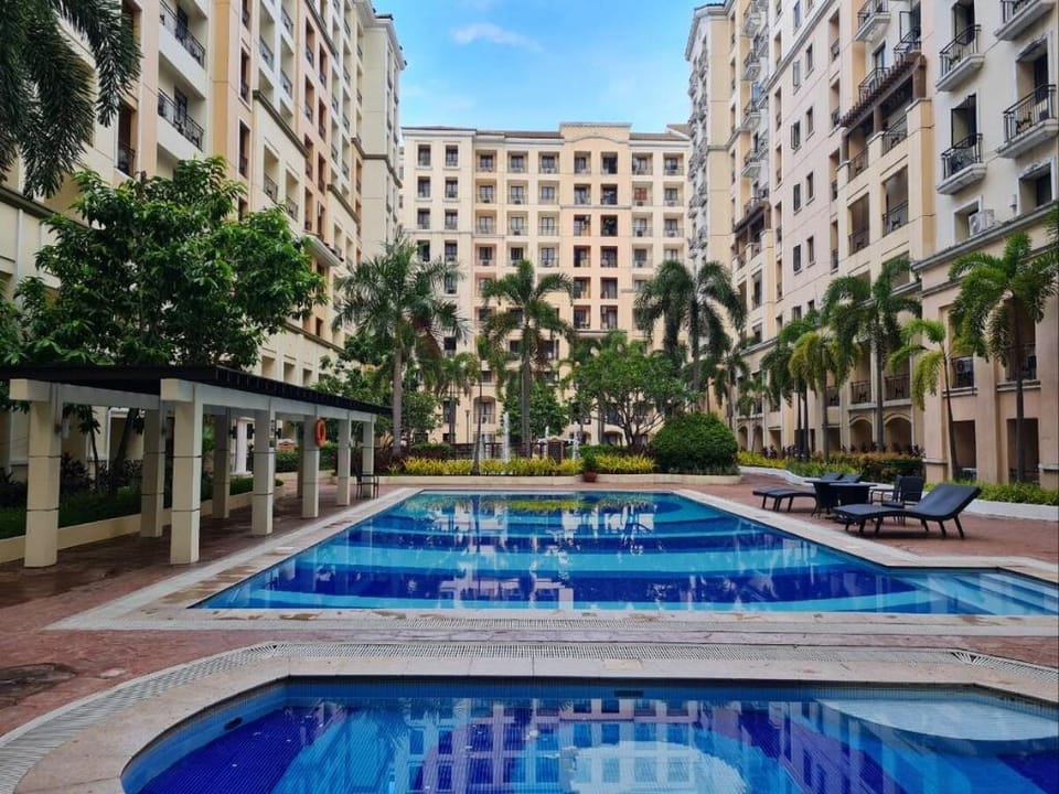 Manila Airport Newport Pinecrest Apartment in Pasay