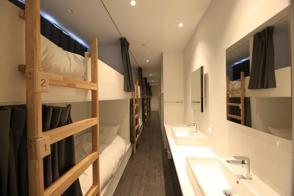 BEACHTERRACEKUSHIMOTO Oceanfront 5 Room Rental Same Rate for 1 to 12 Guests Villa in Japan