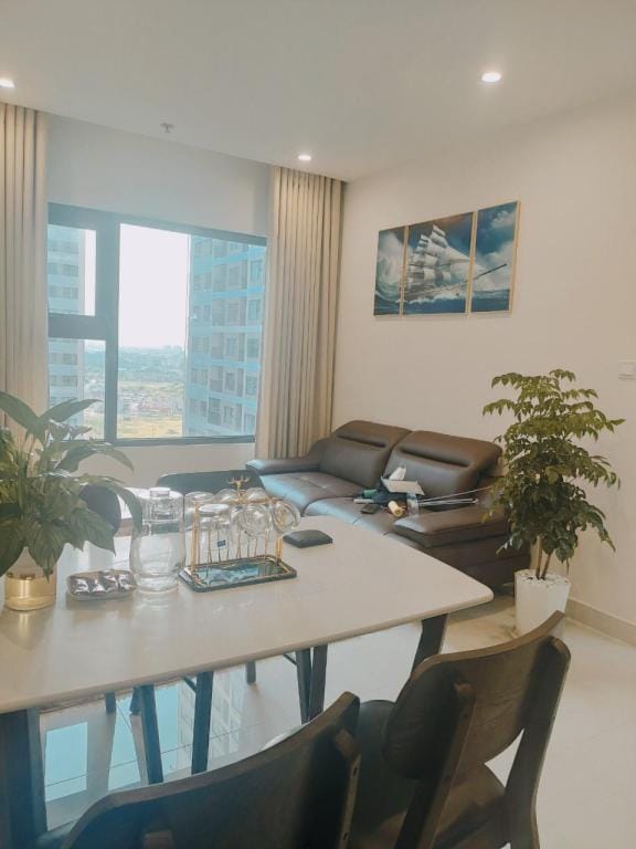 Căn Hộ 2 Bedroom 2 wc Tòa S101 Vinhomes Ocean Park Apartment in Laos