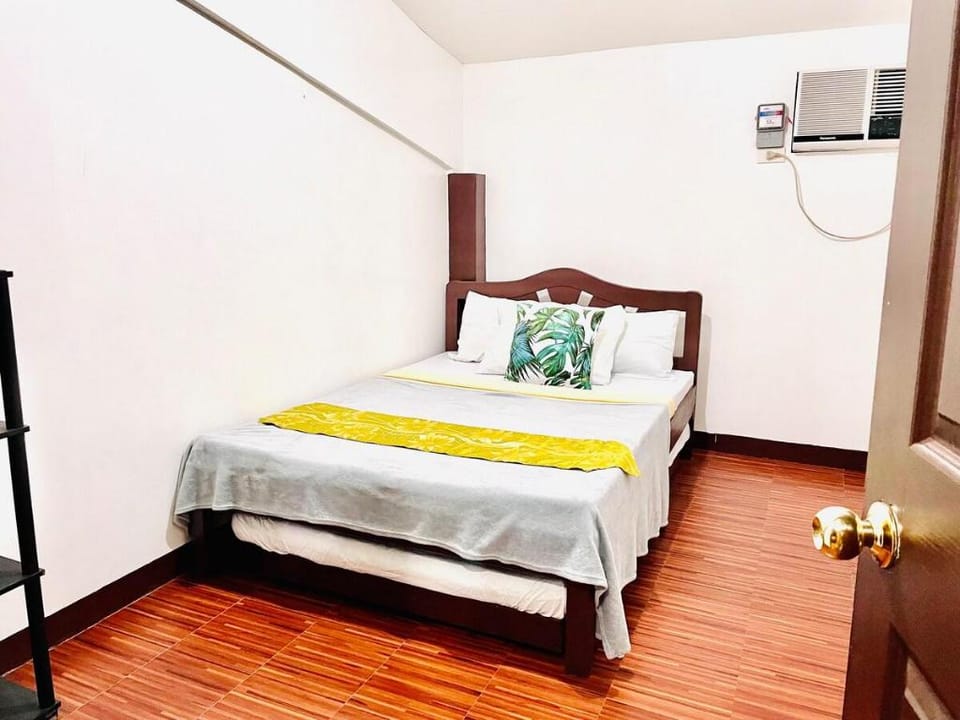 Amancio's Balai Spacious Room w/Shared Bathroom Vacation rental in Puerto Princesa