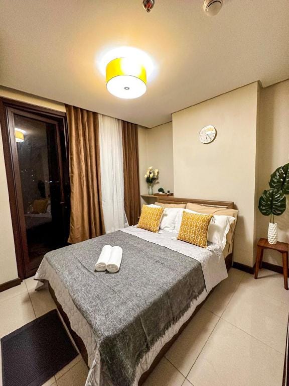 Comfy Condo in Admiral Baysuites - Malate Apartment in Manila City
