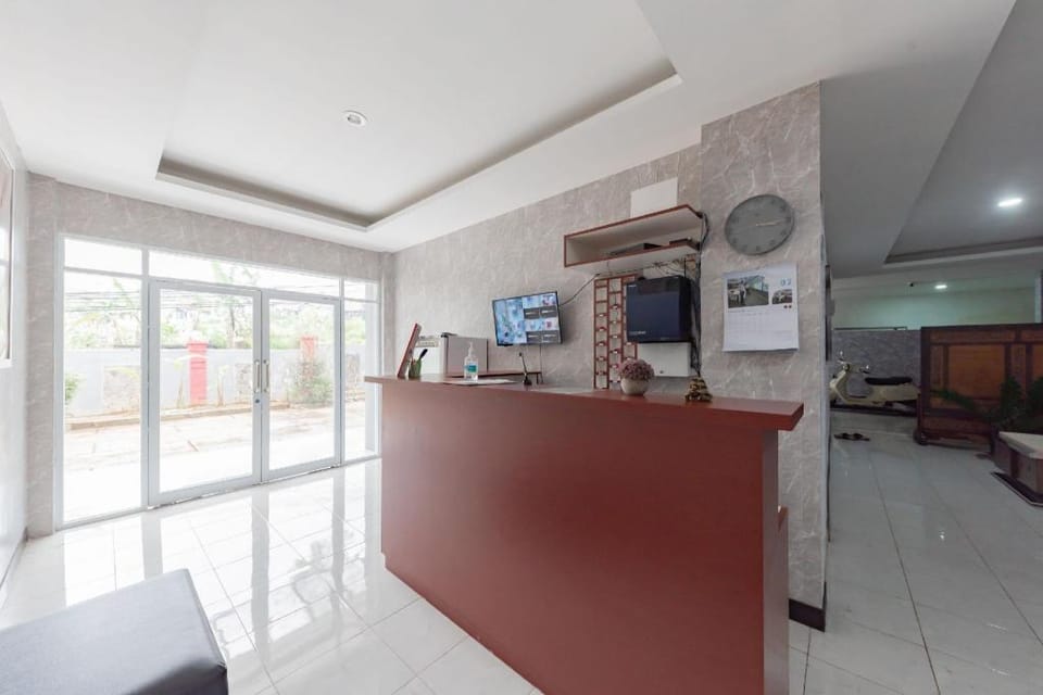 RedDoorz Syariah Plus near Tugu Bubur Ayam Cianjur Hotel in West Java