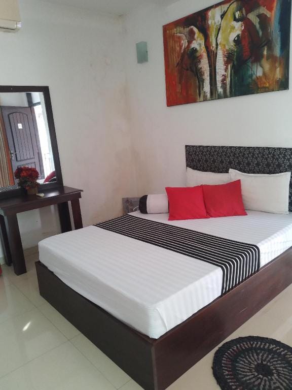 Hotel Sanri Villa Katunayake Hotel in Western Province