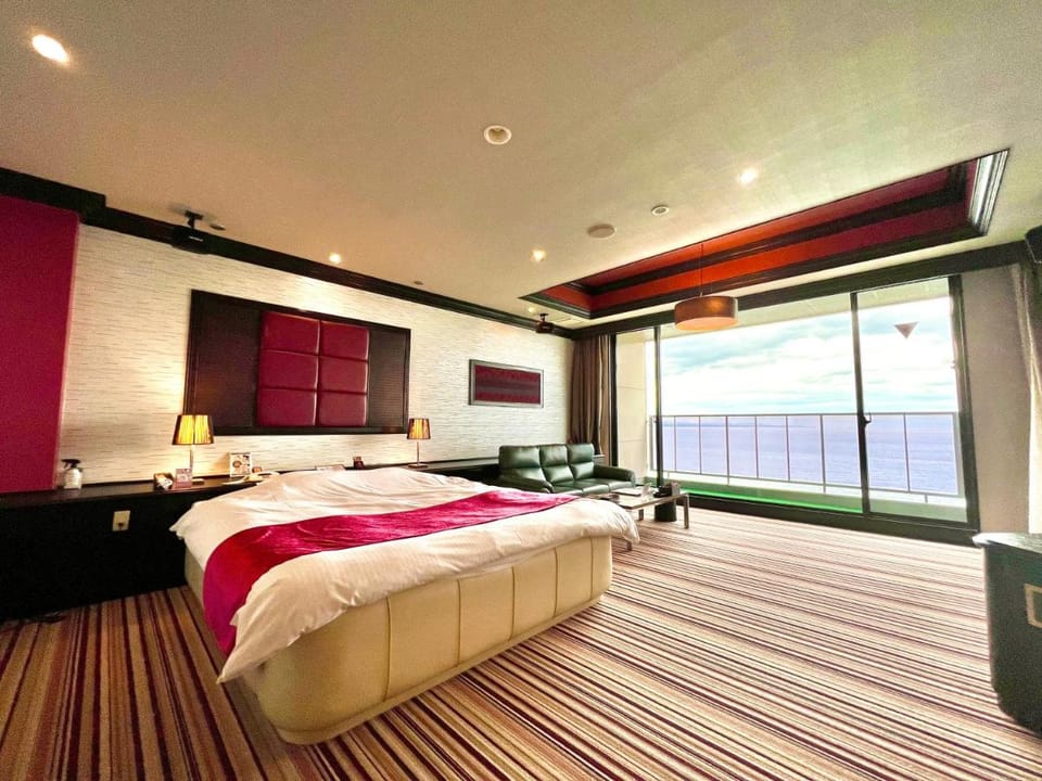 SKY Tower Sweet 4 Beppu, Resort Love Hotel Hotel in Japan