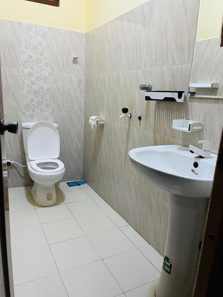 Rajeevan Garden Guest House Vacation rental in Sri Lanka