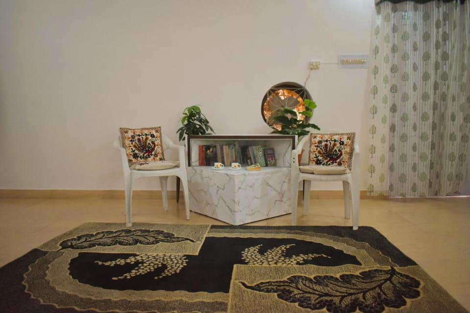 HAPPY HOME JBP Vacation rental in India