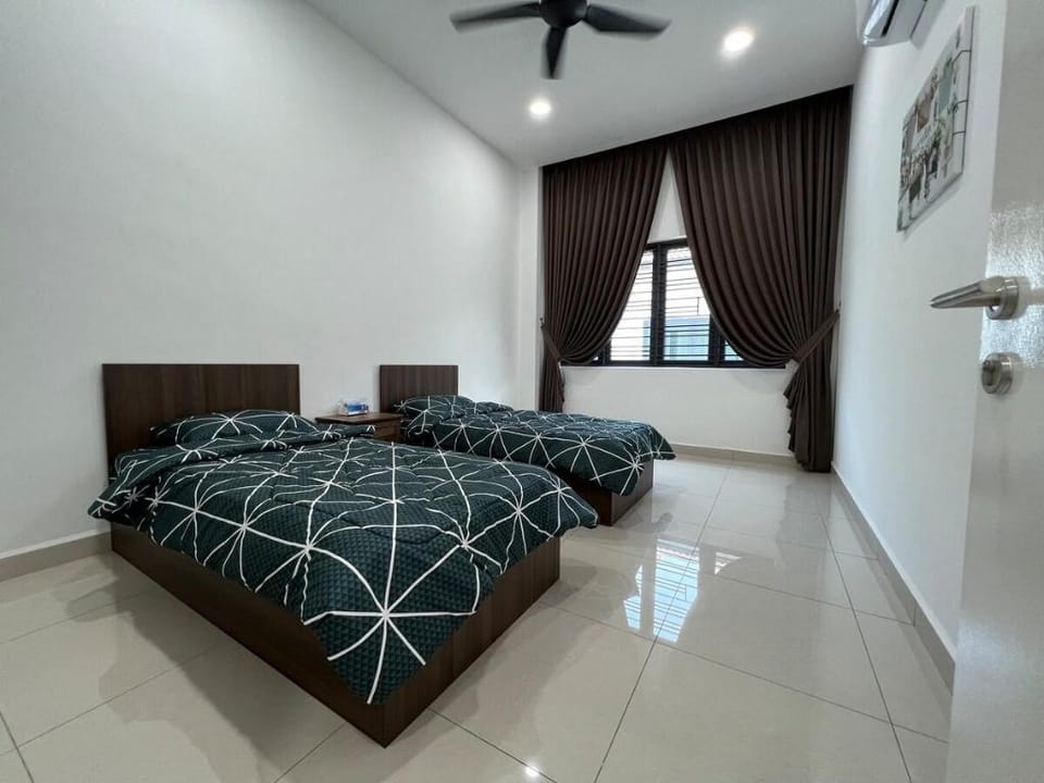 Vintage Homestay | 复古民宿 Vacation rental in Perak Tengah District