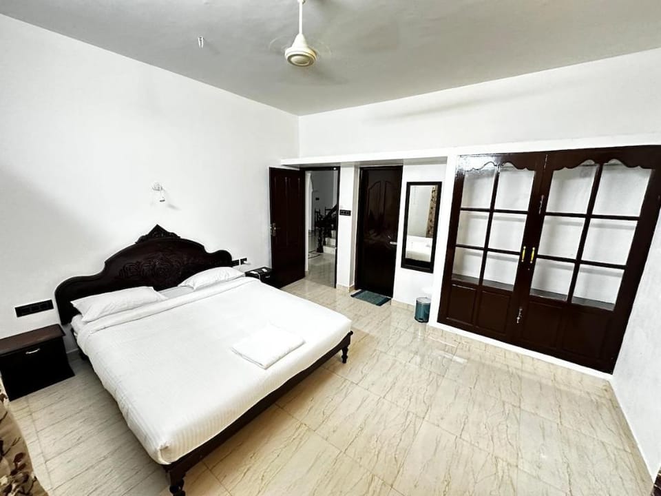 Kovalam Beach house - room102 Vacation rental in Thiruvananthapuram