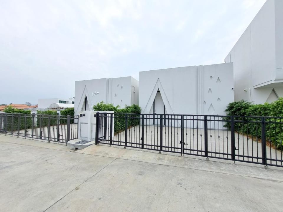 Panacea+ Pool Villa Pattaya No.2  จอมเทียน Villa in Pattaya City