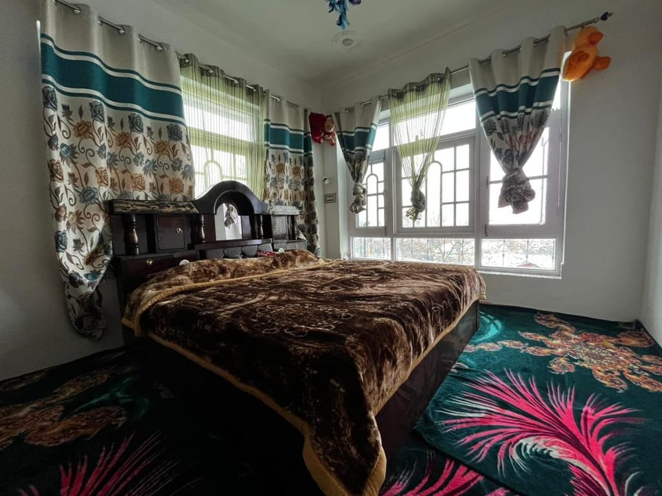 Everest Guest House Vacation rental in India
