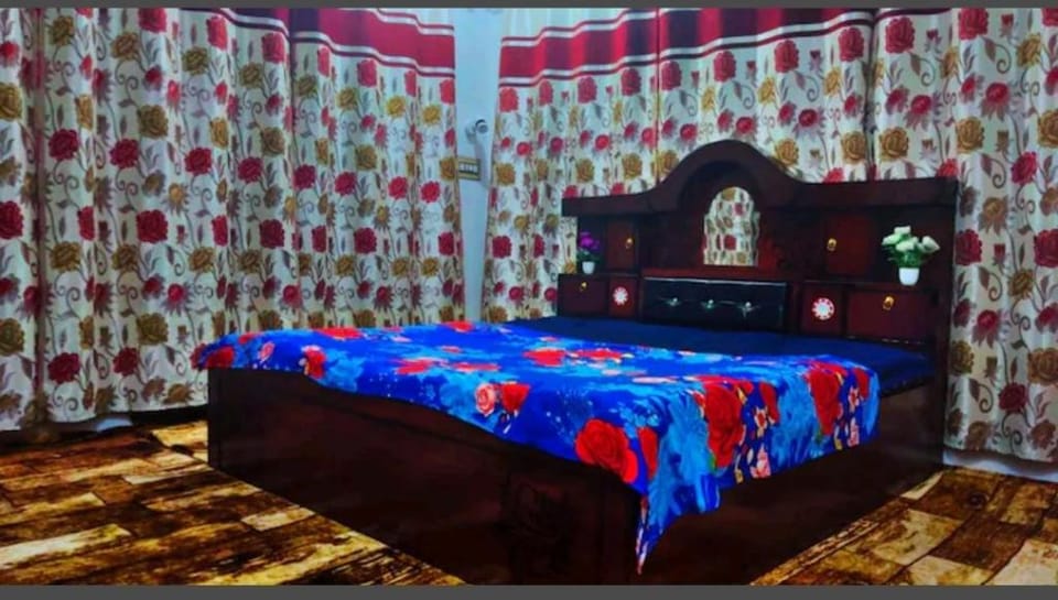 Everest Guest House Vacation rental in India