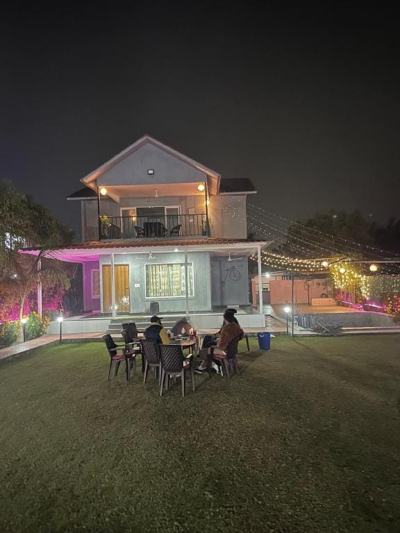 BellaVista Farmhouse stay in noida pool party Villa in Noida