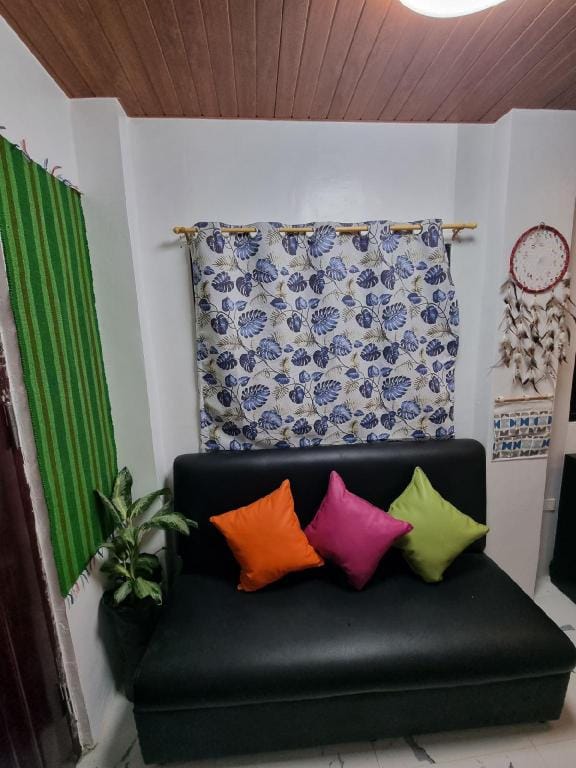 Entire Apartment Baguio City - CS PINES Sunflower Apartment in Baguio