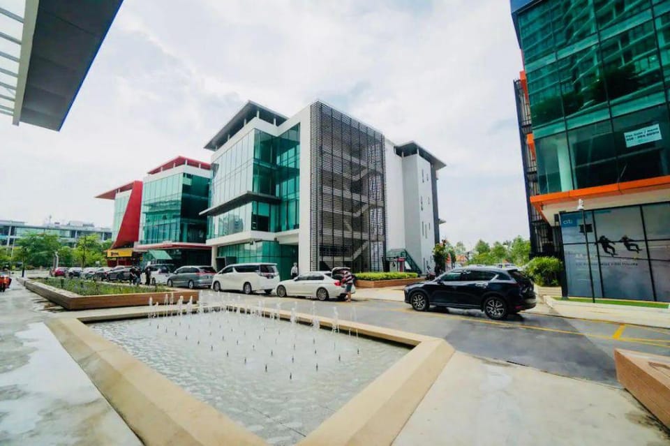 Mosaic Southkey  @ 4 Bedroom 8-15Pax Bathtub Vacation rental in Johor Bahru