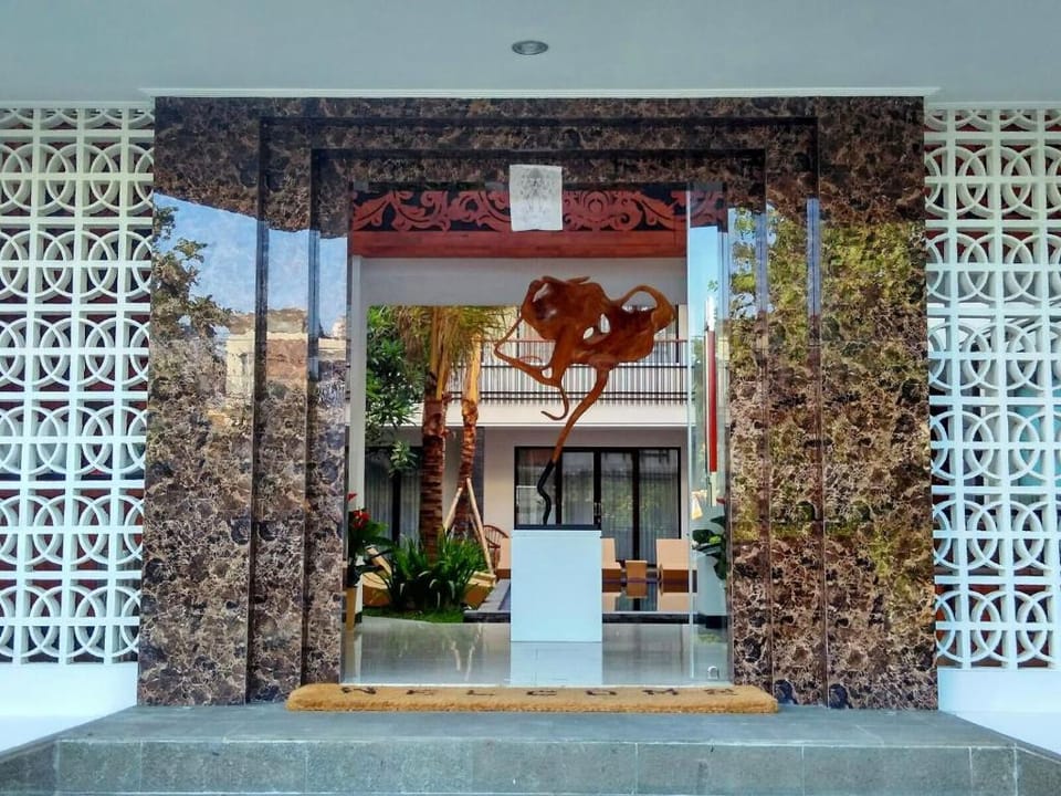 Cozy 1BR Deluxe Room W/Share Pool #R1 Apartment in Kuta
