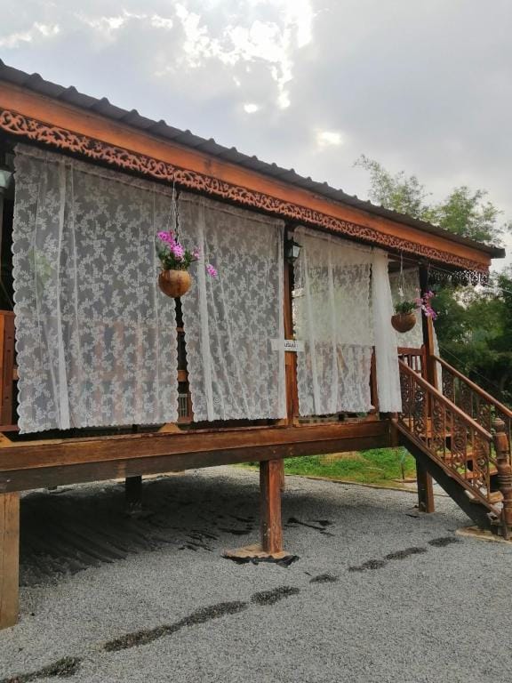 Bannsaunsongkwae.บ้านสวนสองแคว​ ฟาร์ม​ วัดโบสถ์​ Vacation rental in Laos