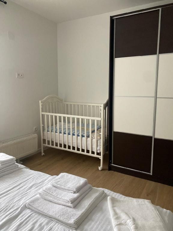 New. Modern. Apartman HoMe L2 Vacation rental in City of Zagreb