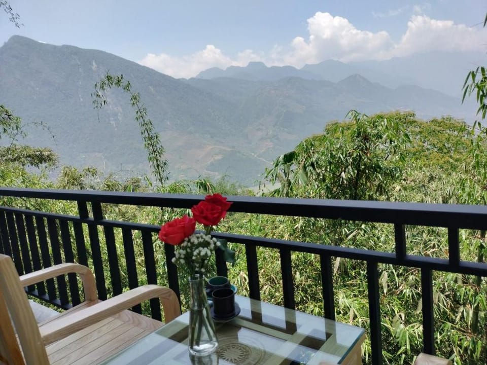 Ngựa Bay hotel Apartment in Laos