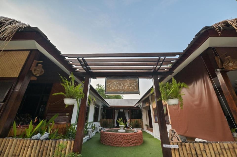 เชียงคานพาราไดร์รีสอร์ท&มีตติ้ง Hotel in Vientiane Province, Laos