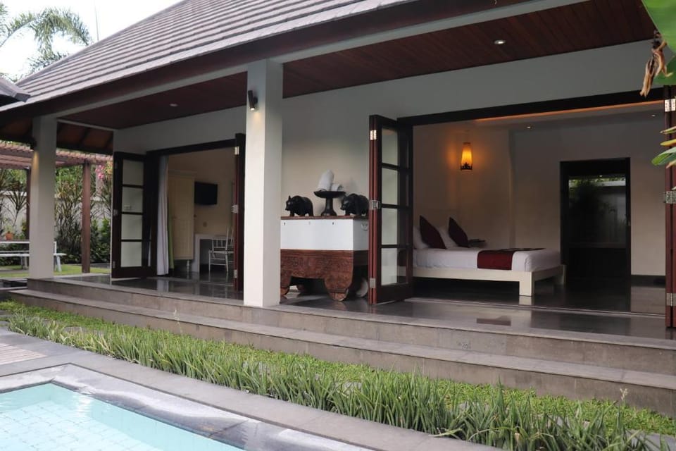 Entire 2 BR Private Pool Villa Y007 Villa in North Kuta