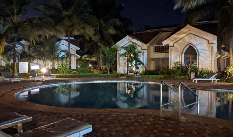 Cozy 1BHK Duplex w/2 Baths, Pool, Reserved Parking Apartment in Baga