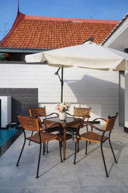 City~house芭堤雅pool villa 4 bedrooms 5bathrooms Vacation rental in Pattaya City
