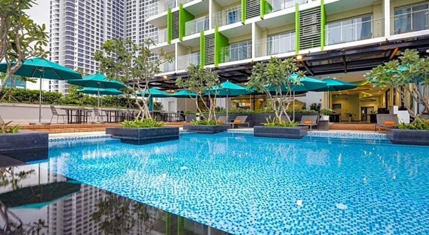 Chic Nha Trang Ocean View Studio With Pool Apartment in Nha Trang