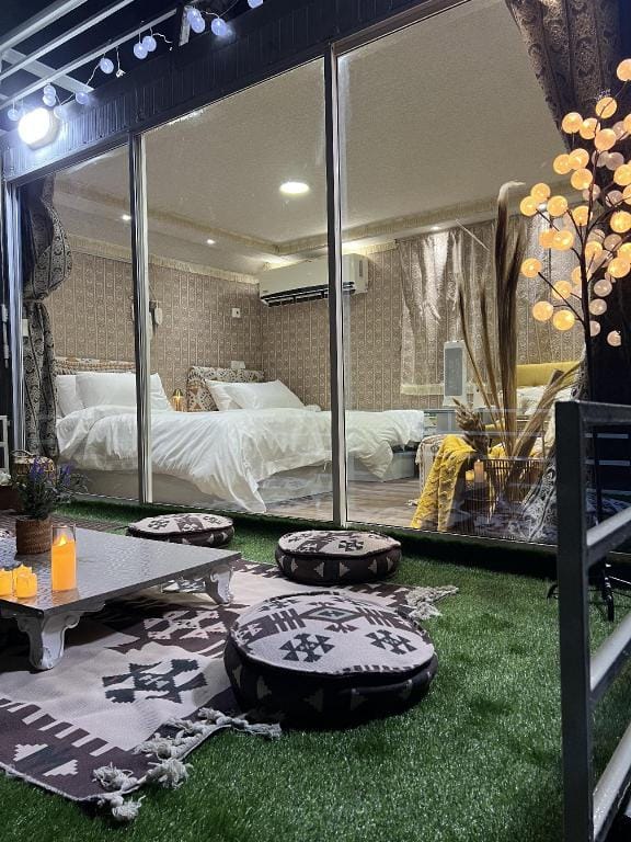FortyFour Vacation rental in Al Madinah Province