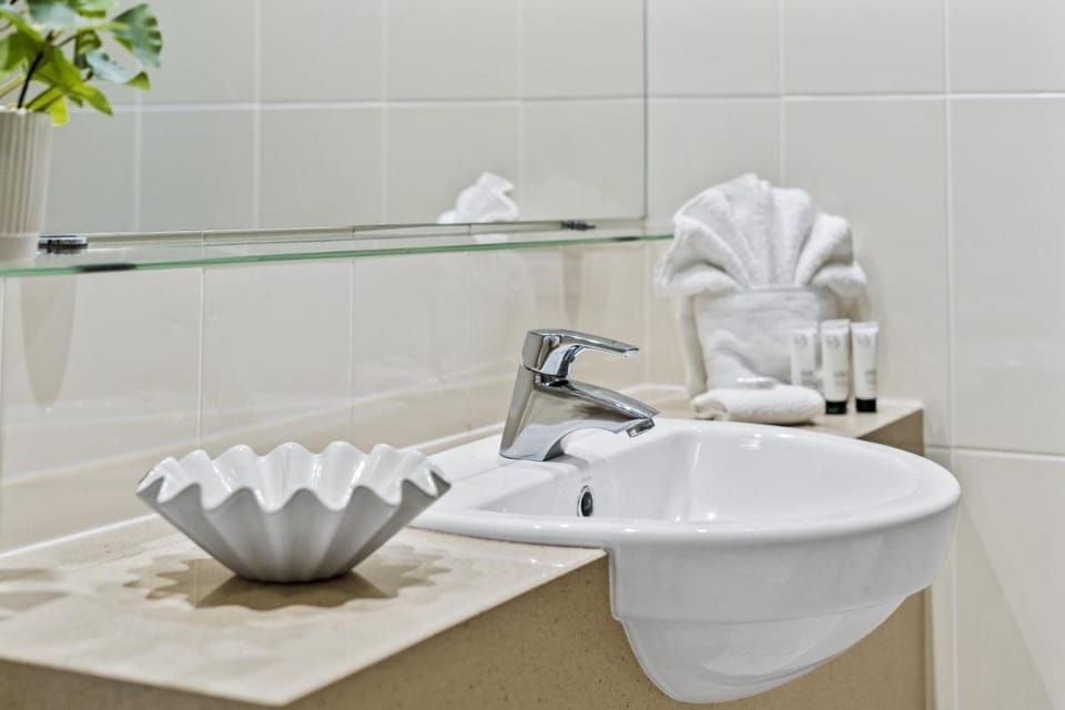 Elston Apartments - QStay Apartment in Surfers Paradise Boulevard