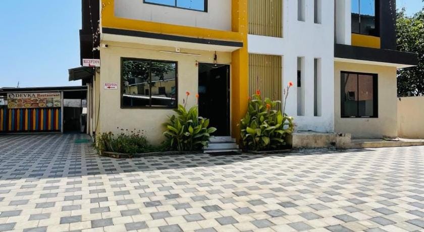 Devka House Hotel in Gujarat